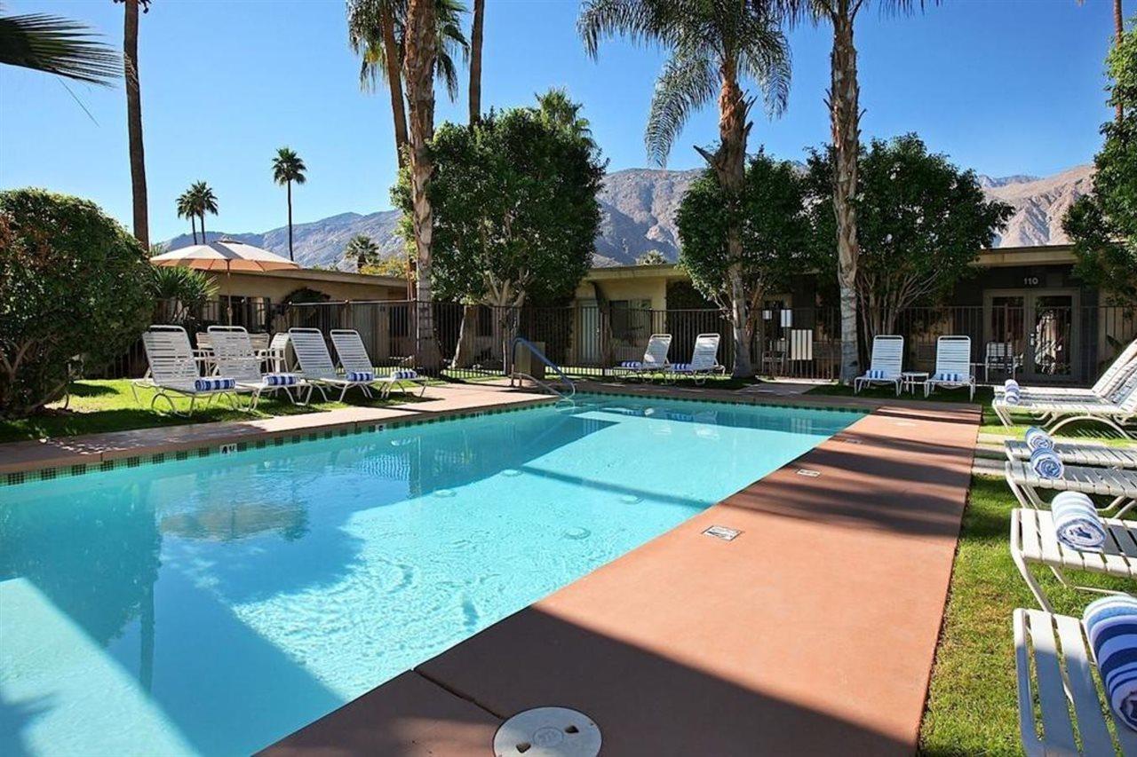 7 Springs Inn & Suites Palm Springs Luaran gambar