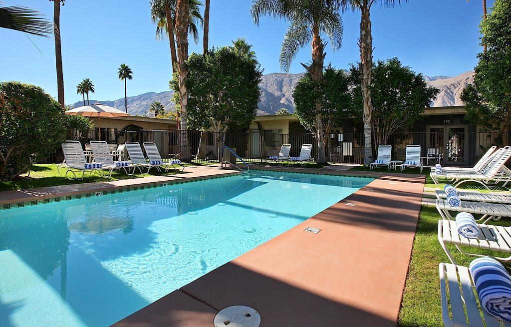 7 Springs Inn & Suites Palm Springs Luaran gambar